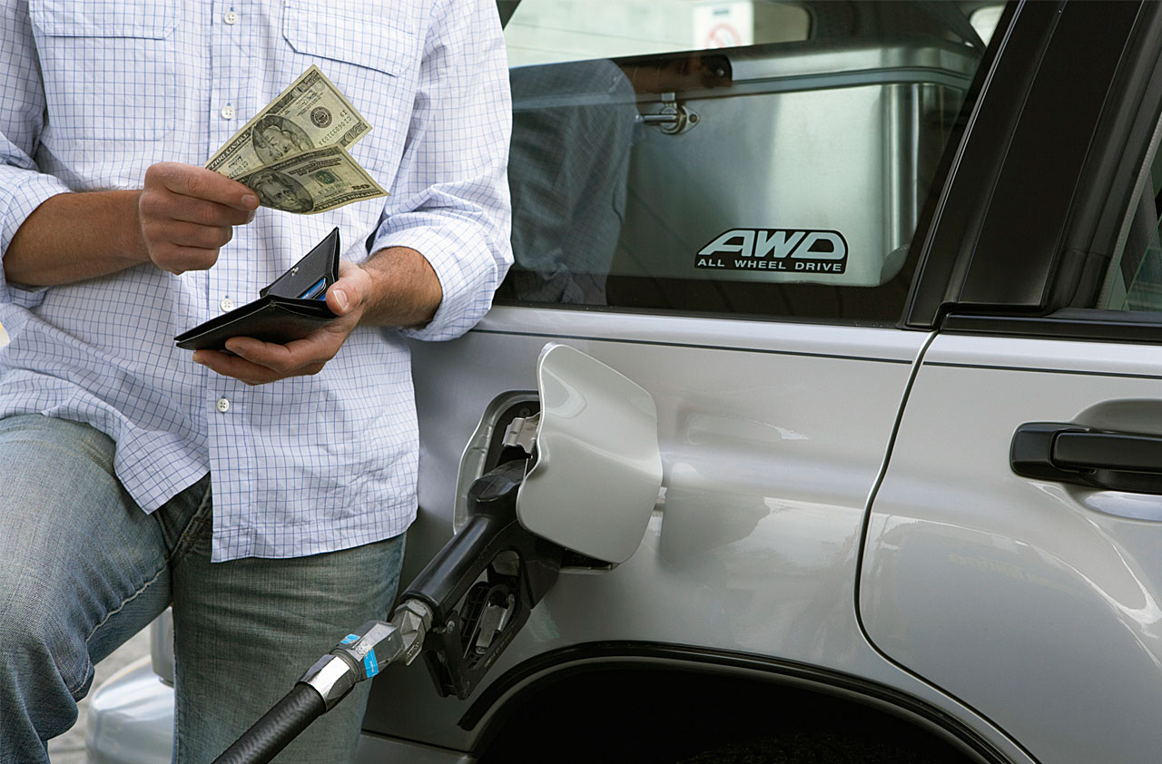 8 Fuel Saving Tips for Commuters